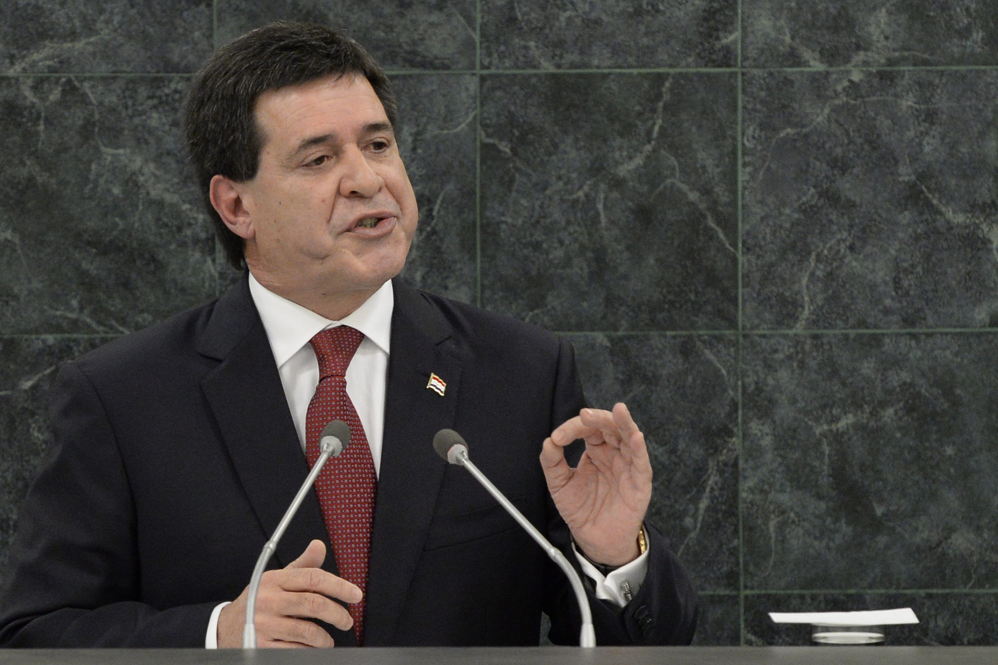 Cartes visita a Rousseff con la incógnita del regreso de Paraguay al Mercosur