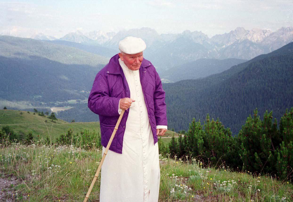Juan Pablo II y Juan XXIII serán canonizados el próximo 27 de abril