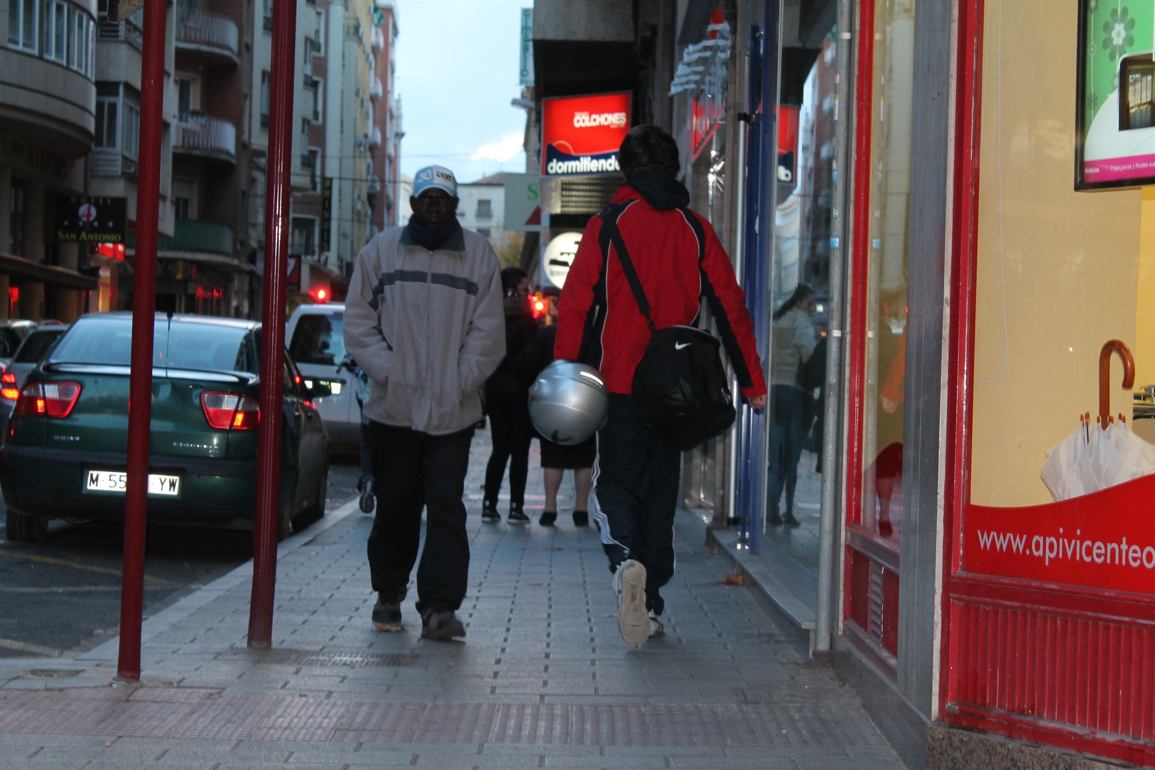 Los extranjeros en España se reducen en 190.000 en un año