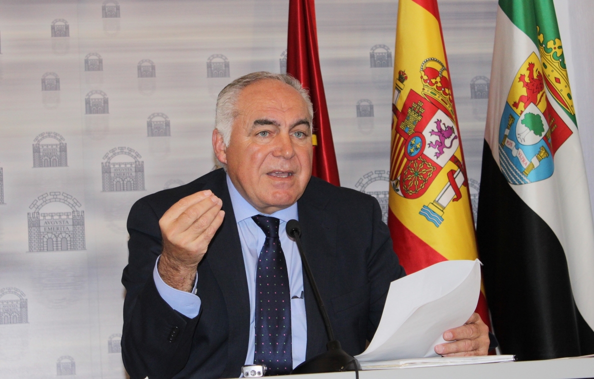 El alcalde de Mérida destaca los convenios firmados por las Ciudades Patrimonio para mejorar su promoción