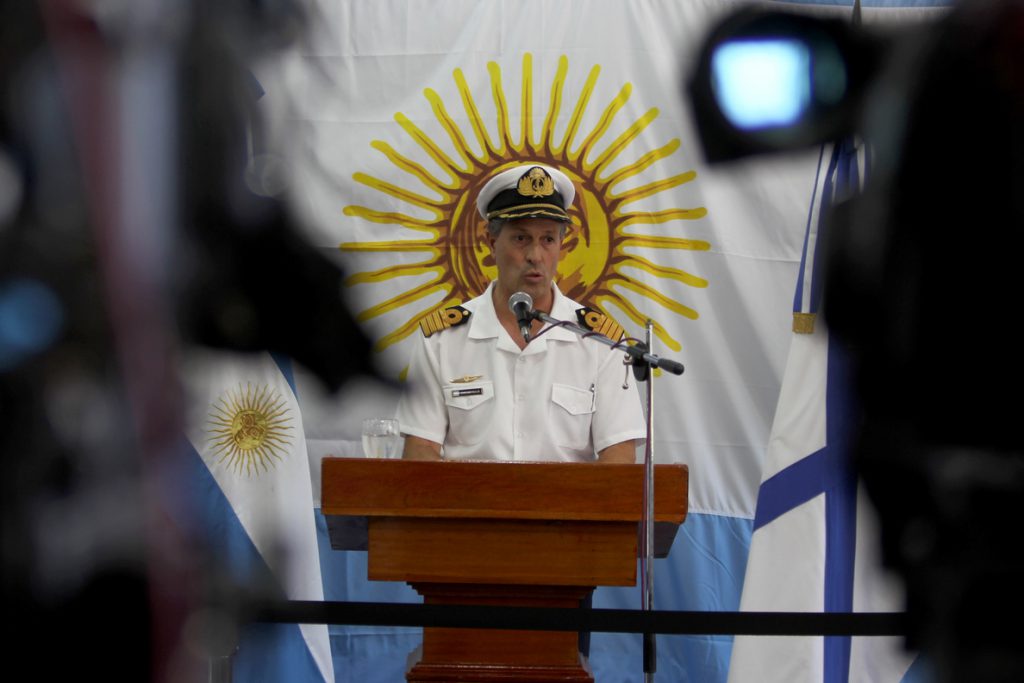 La Armada argentina investiga «nuevos contactos» en búsqueda de submarino