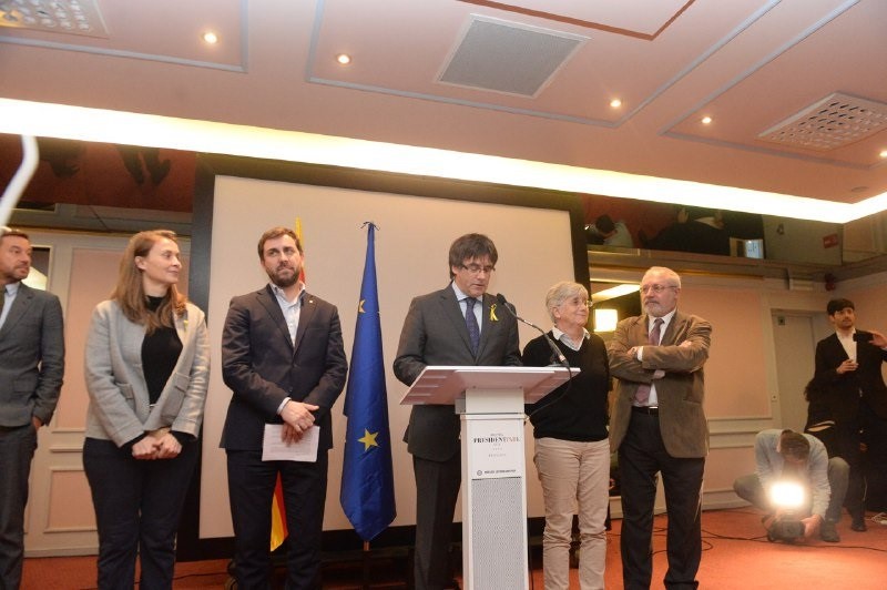 El Govern de Puigdemont cumple seis meses en el extranjero: «Nada nos hará abandonar la lucha»