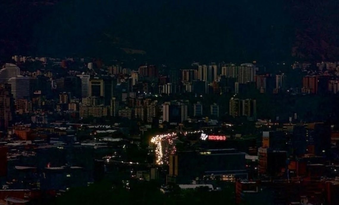 Un Nuevo Apagón Deja Sin Luz Varias Zonas De Caracas Y Otras Ciudades Del País Teinteresa 2978